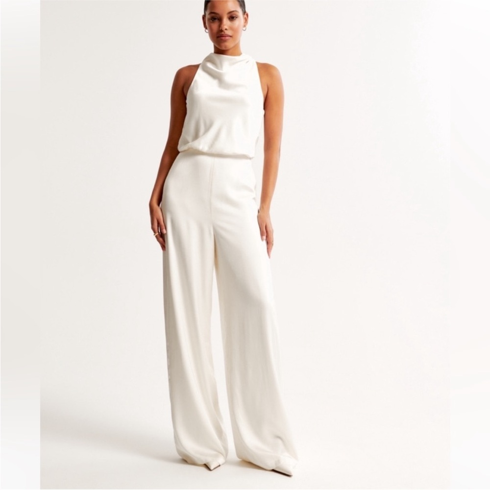 Abercrombie High Neck Jumpsuit XXS-P